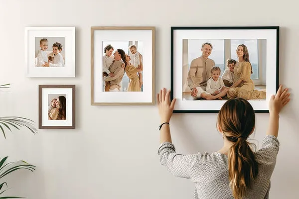 Right Spot to hang picture frame